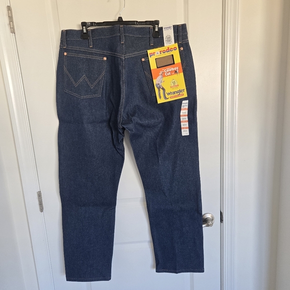 NWT Wrangler Men's 13MWZ Cowboy Cut Original Fit Jeans, 36 x 30, 38 x 30 - Picture 11 of 16